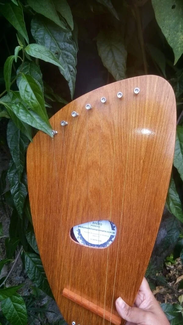 Kantele Pentatonico 7 cordas (marfim)